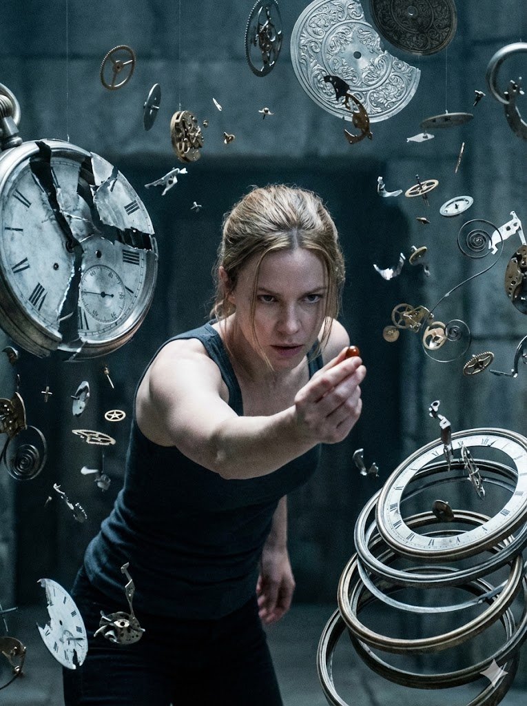 Cinematic, Horizontally Oriented